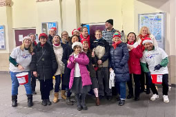 Dover House Singers Serenades Putney Station Commuters