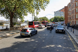 Bus Performance Continues to Improve at Putney Bridge Junction