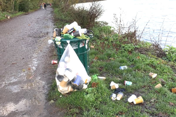 Littering by the River Thames is on the increase 