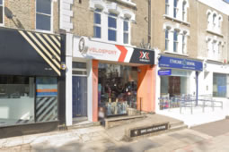 Neighbour Objects to Flat Scheme for Putney Cycle Shop